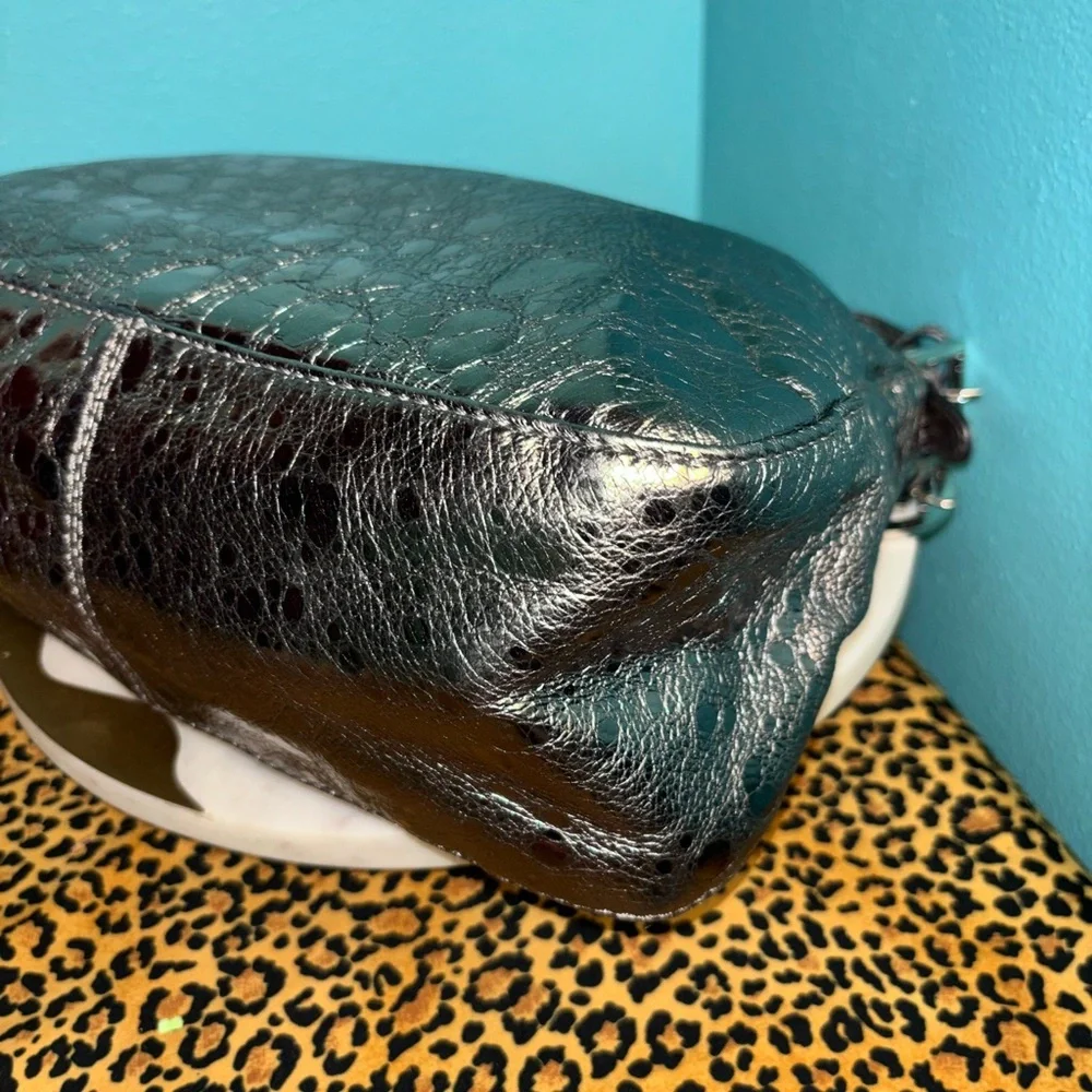 Michael Kors Metallic Silver Shoulder Bag - Picture 8 of 9